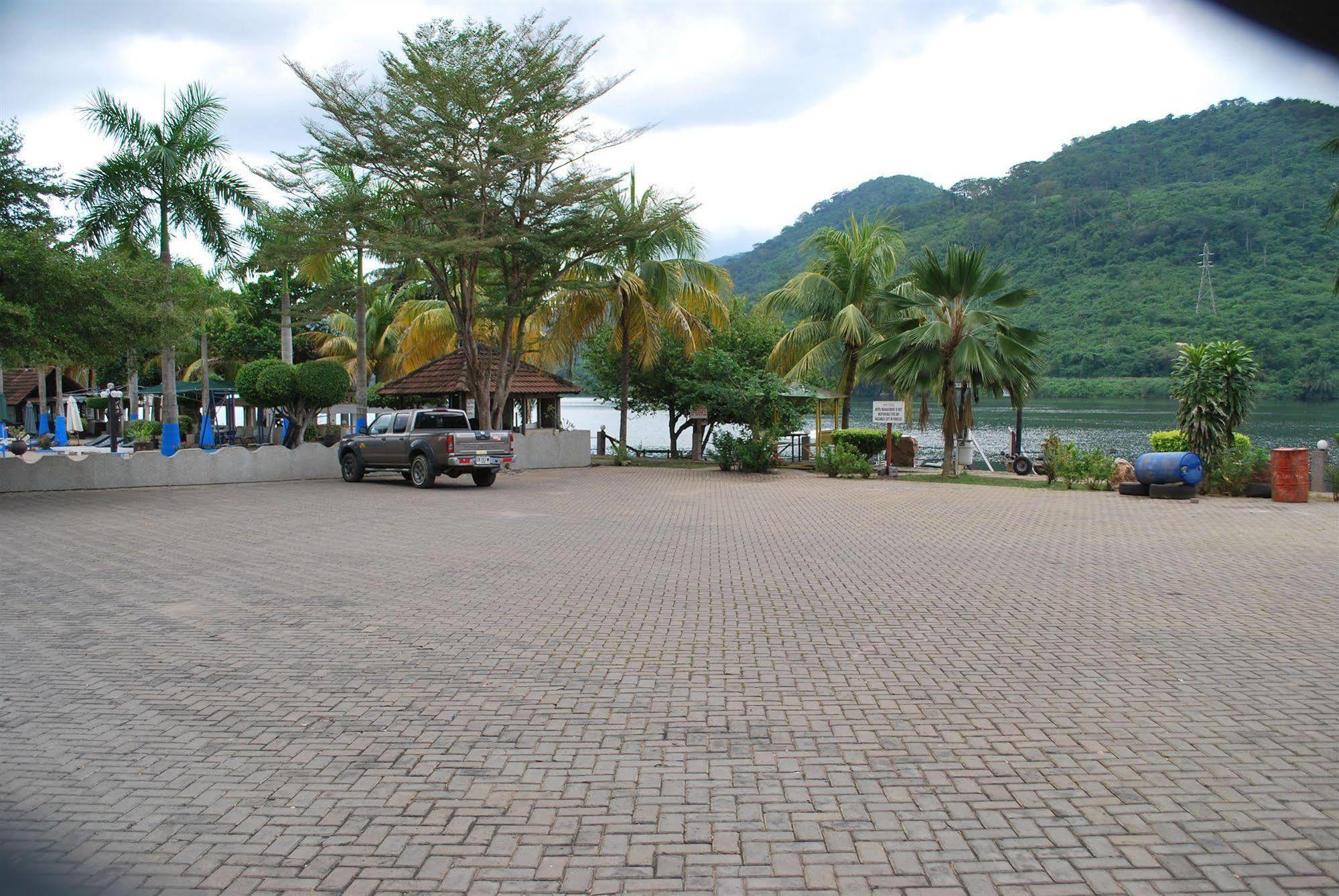 Akosombo Continental Hotel 외부 사진